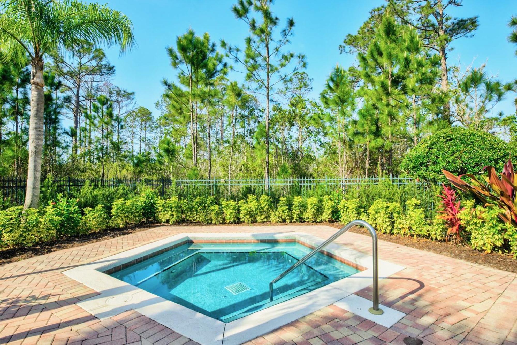 Luxury 2Br Condo - Pool & Hot Tub - Near Disney Орландо Екстер'єр фото