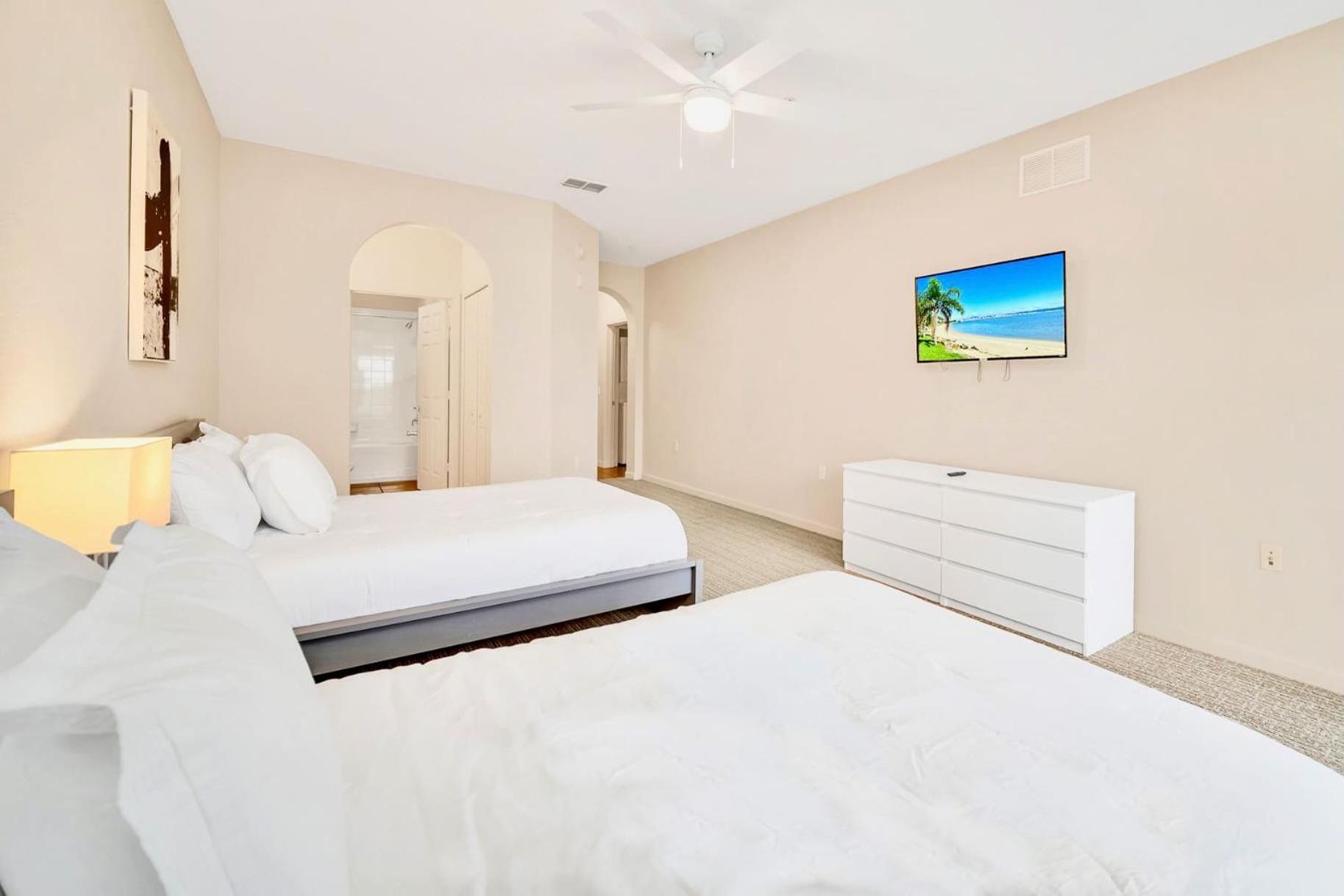 Luxury 2Br Condo - Pool & Hot Tub - Near Disney Орландо Екстер'єр фото