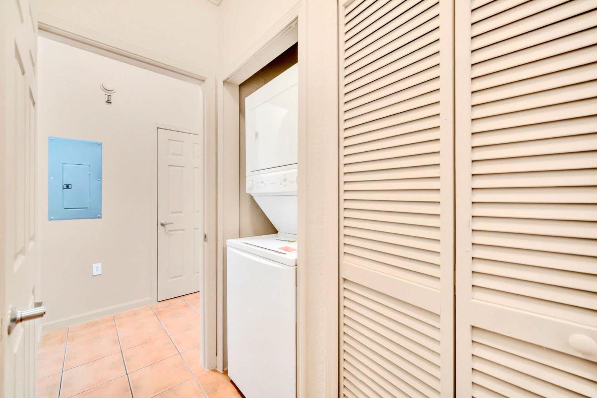 Luxury 2Br Condo - Pool & Hot Tub - Near Disney Орландо Екстер'єр фото
