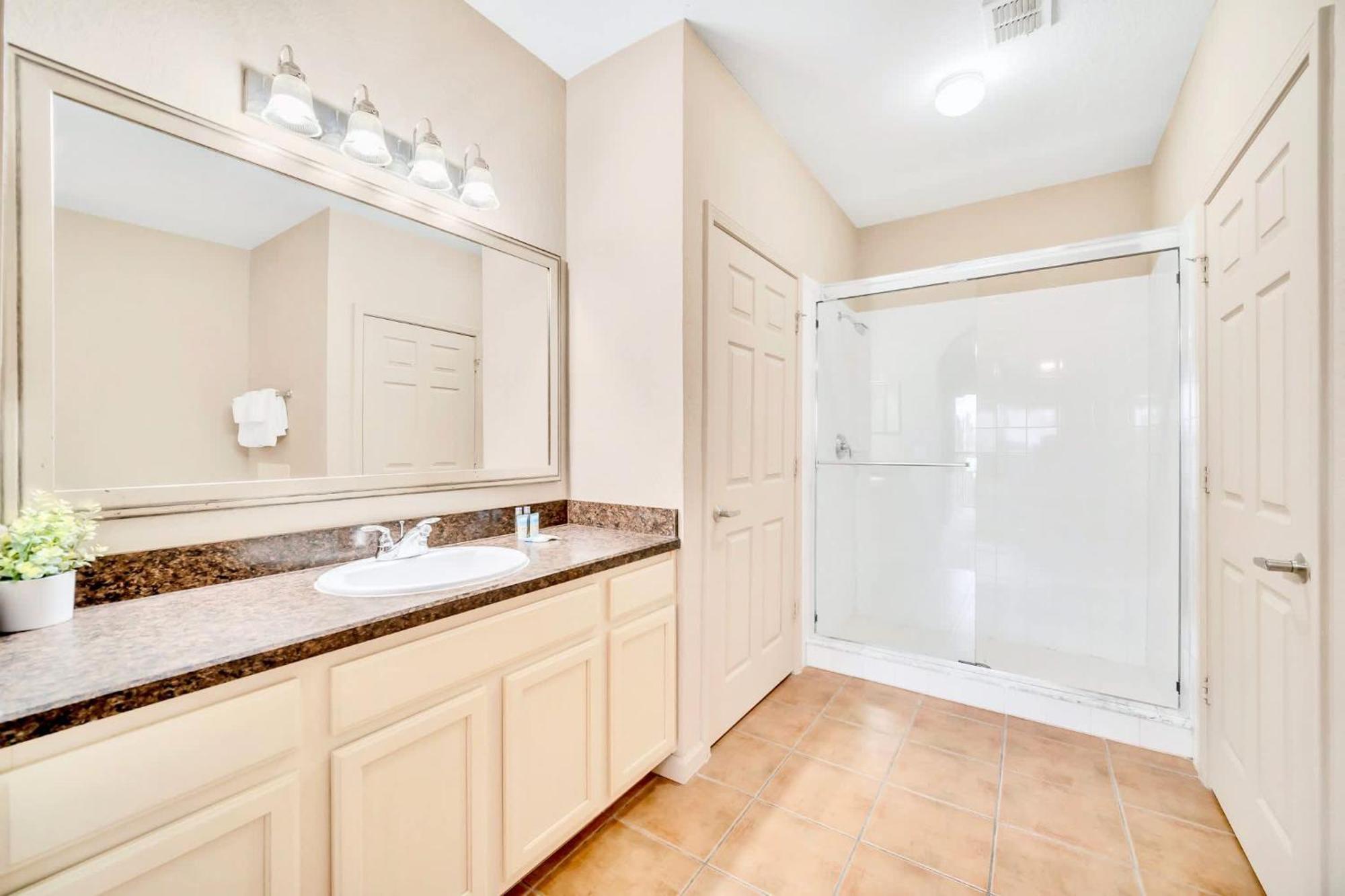 Luxury 2Br Condo - Pool & Hot Tub - Near Disney Орландо Екстер'єр фото